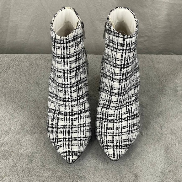 Shoedazzle Rosamund Block Heel Ankle Boot White Tweed Fabric Pointed Toe Sz 6.5 - Picture 4 of 12